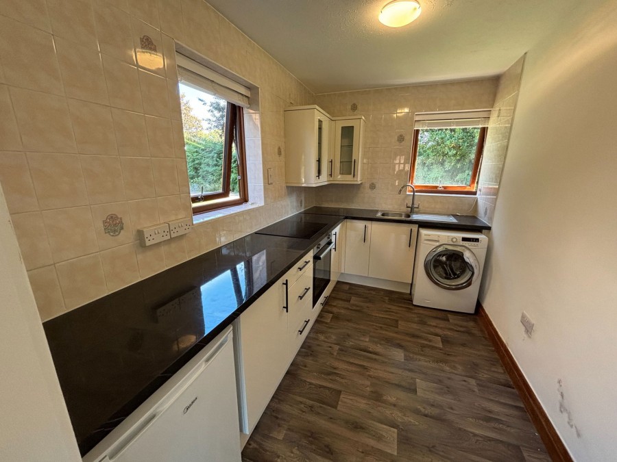 Images for Glyndley Manor Cottage Estate, Stone Cross, Pevensey, BN24 5BS