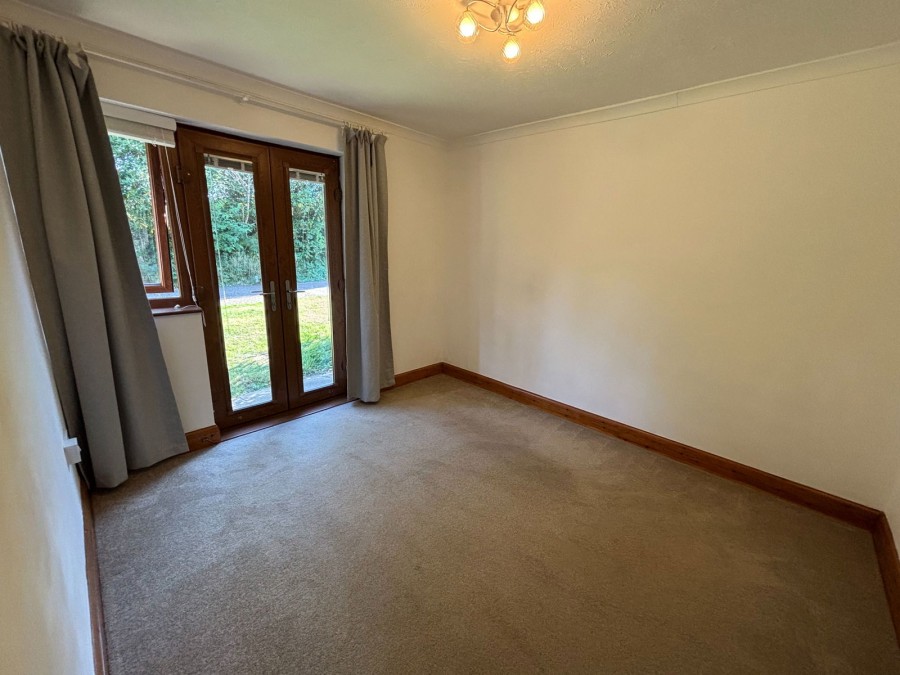 Images for Glyndley Manor Cottage Estate, Stone Cross, Pevensey, BN24 5BS