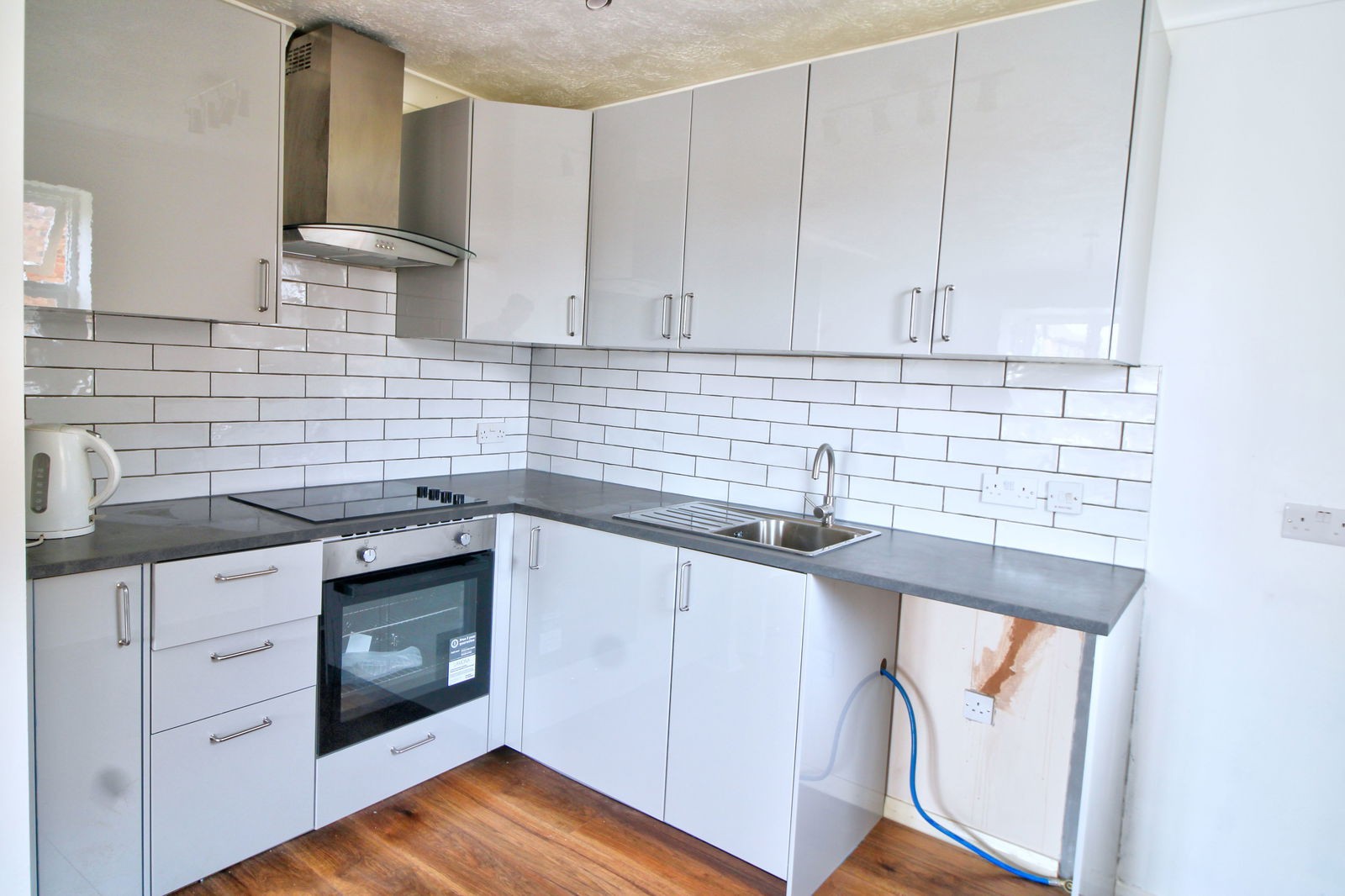Images for Snowdon Close, Eastbourne, BN23 8HZ