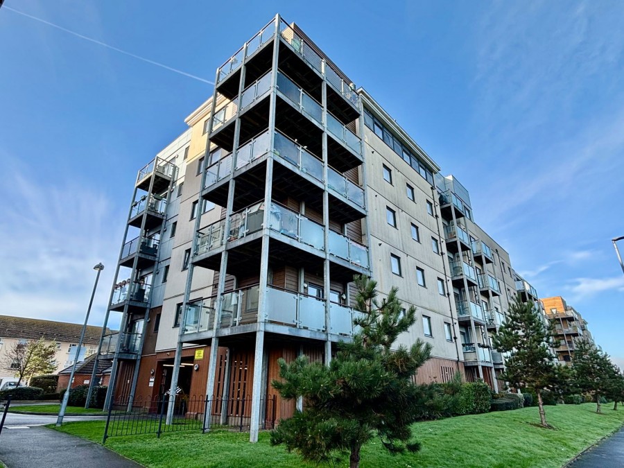 Images for Groombridge Avenue, Eastbourne, BN22 7FF