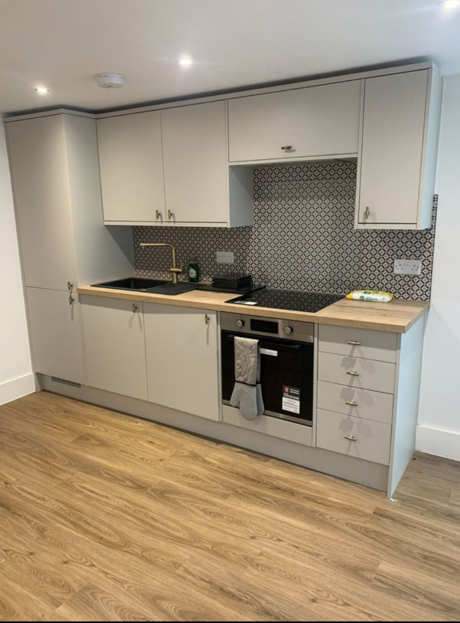 Images for West Terrace, Eastbourne, BN21 4QX